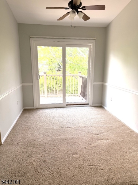 608 Spruce Hills Dr Property Photo 10
