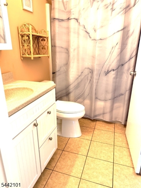 608 Spruce Hills Dr Property Photo 12