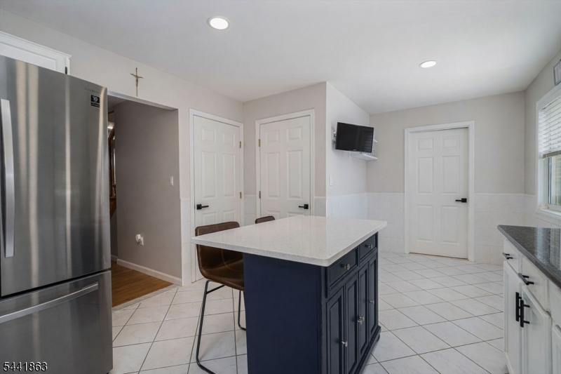 20 Cliff Ave Property Photo 10