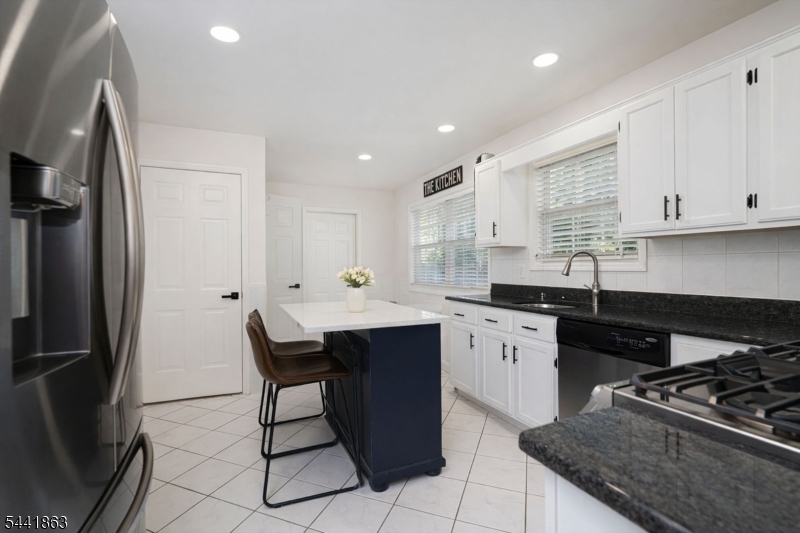 20 Cliff Ave Property Photo 11