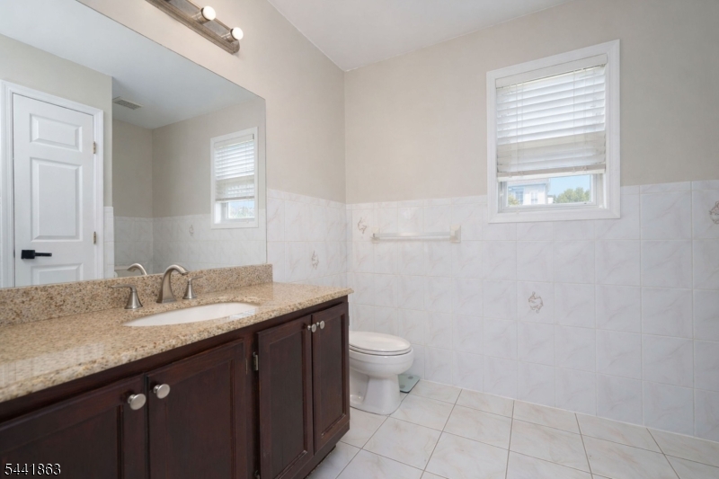 20 Cliff Ave Property Photo 34