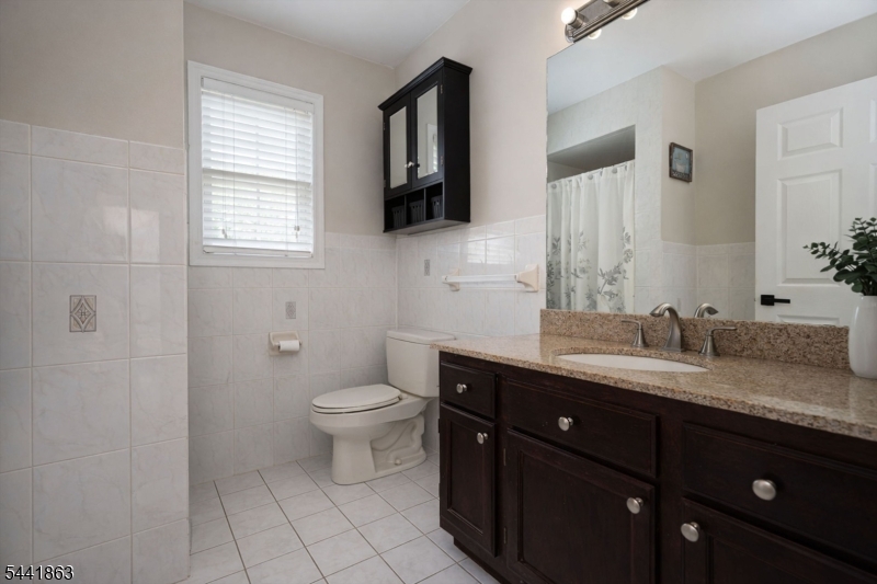 20 Cliff Ave Property Photo 37