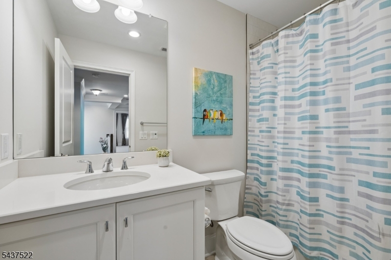 1 Beacon Pl Property Photo 26