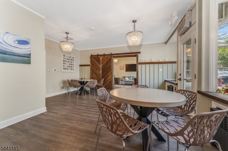 8 Leigh St Property Photo 2