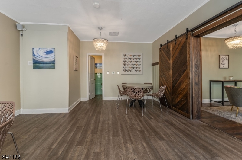 8 Leigh St Property Photo 5