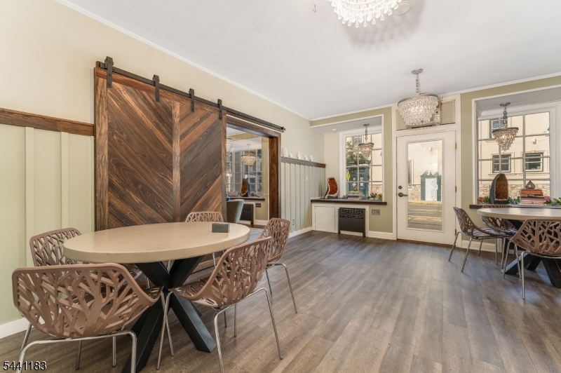 8 Leigh St Property Photo 12