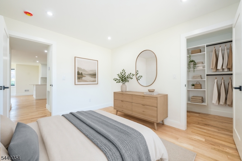 363 Park St Property Photo 13