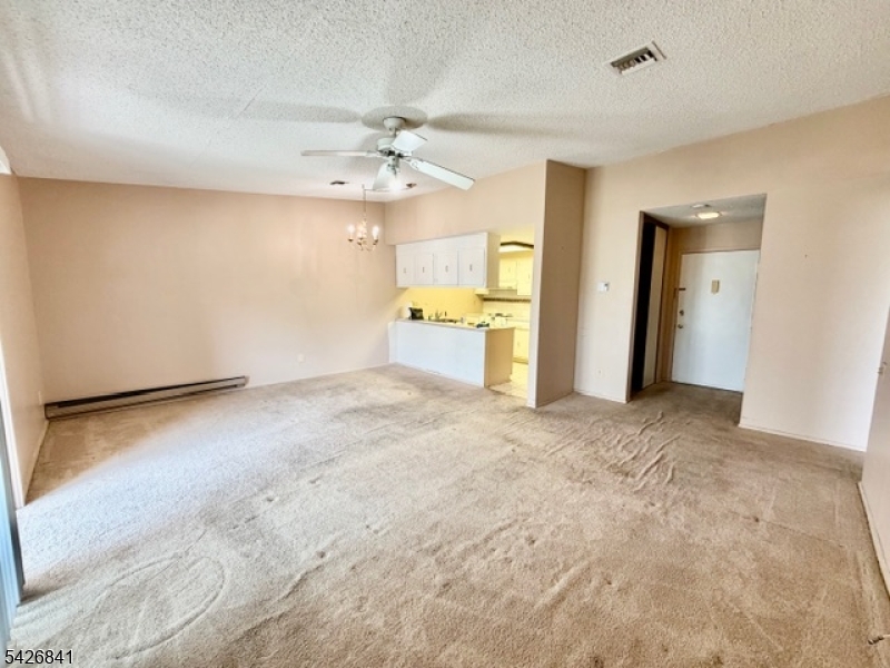 278 Crosse Dr 3f Property Photo 6