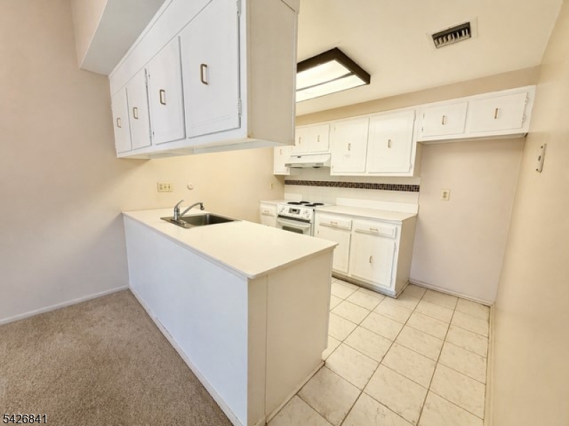 278 Crosse Dr 3f Property Photo 10