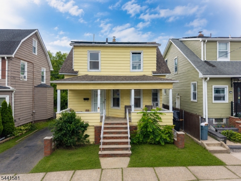 37 Fenner Ave Property Photo 1
