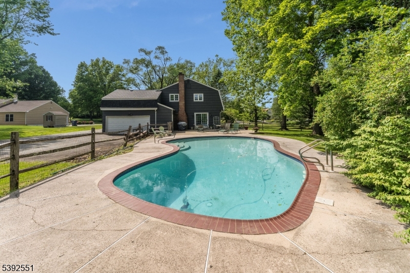 5 Brookfield Way Property Photo 9