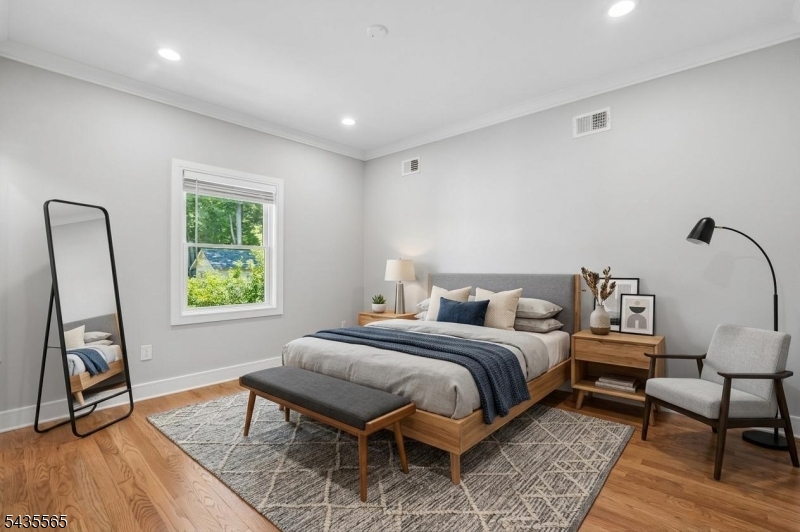 37 Burnet St Property Photo 14