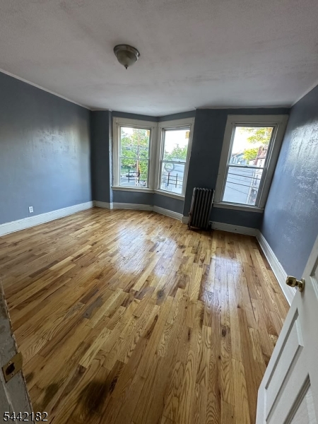 132 Chester Ave Property Photo 1