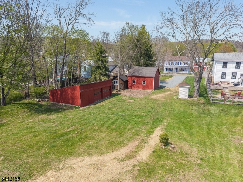 570 Spring Mills Rd. Property Photo 8