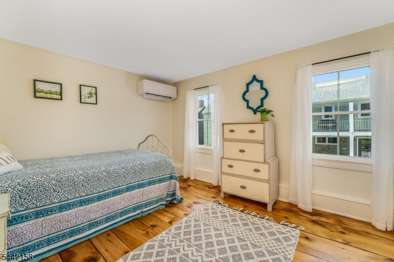 570 Spring Mills Rd. Property Photo 23