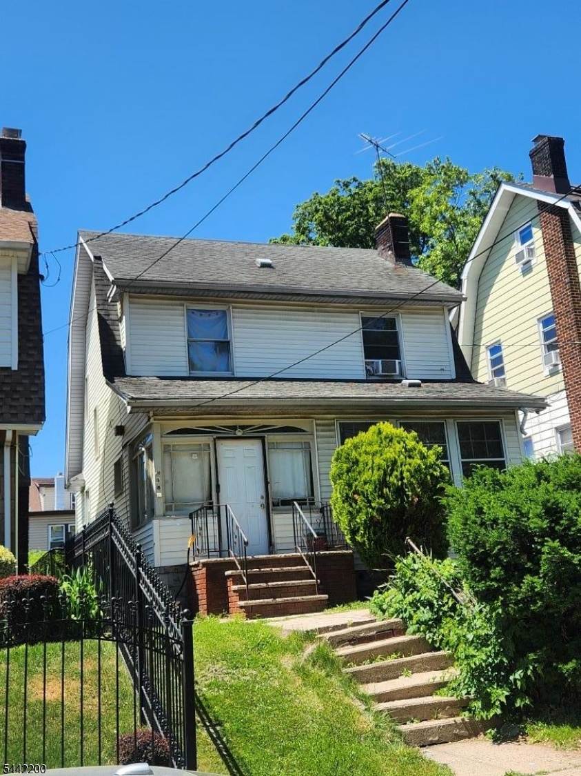 186 Hansbury Ave Property Photo 1