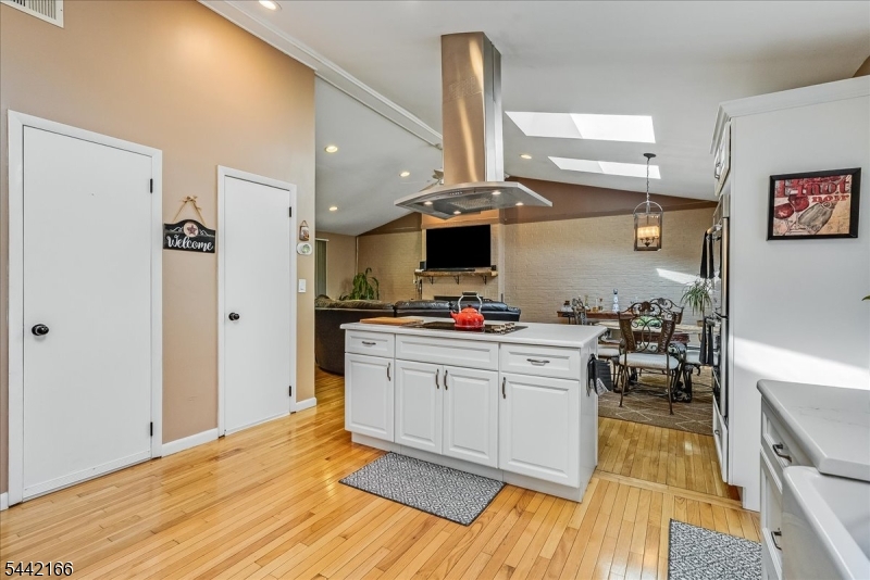 166 Glenside Trl Property Photo 13