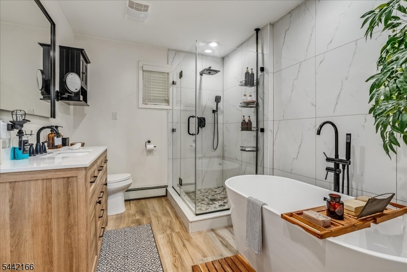 166 Glenside Trl Property Photo 16