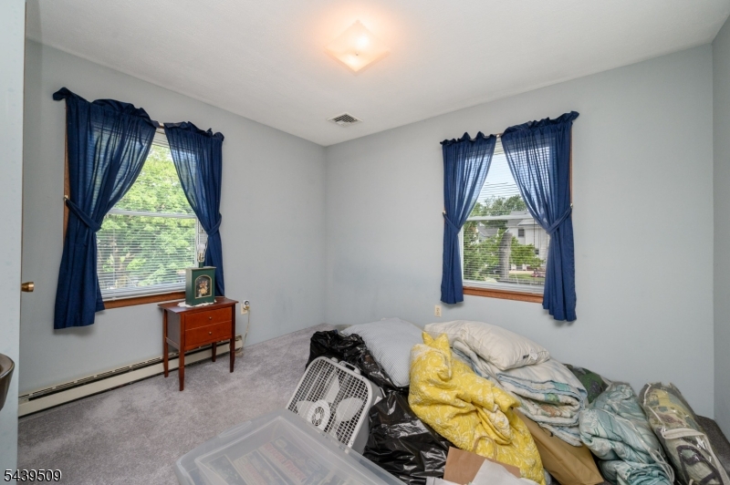 202 Grove St Property Photo 17