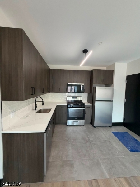 862 Broadway Unit 308 308 Property Photo 2