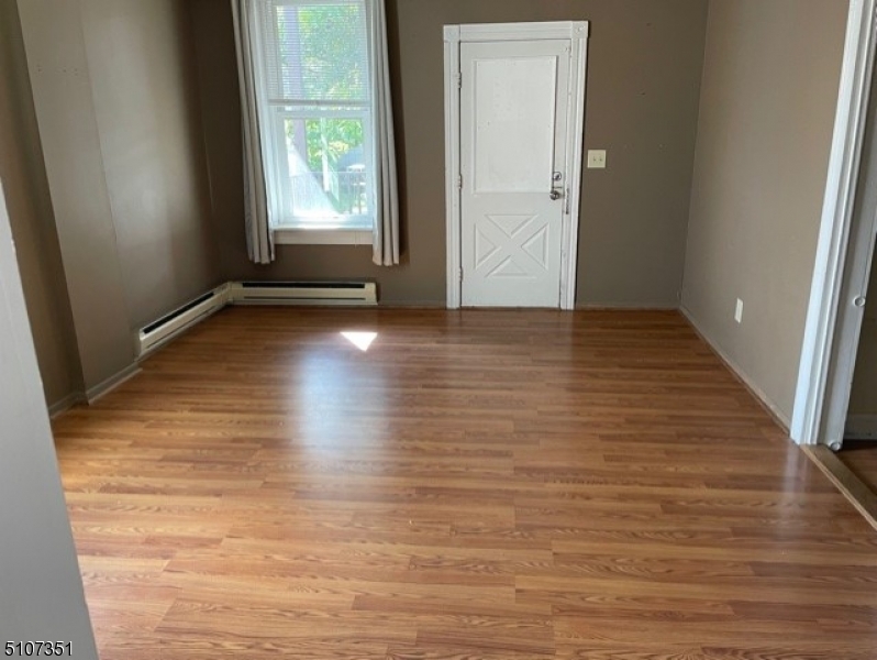 188 Spring St 3 Property Photo 1