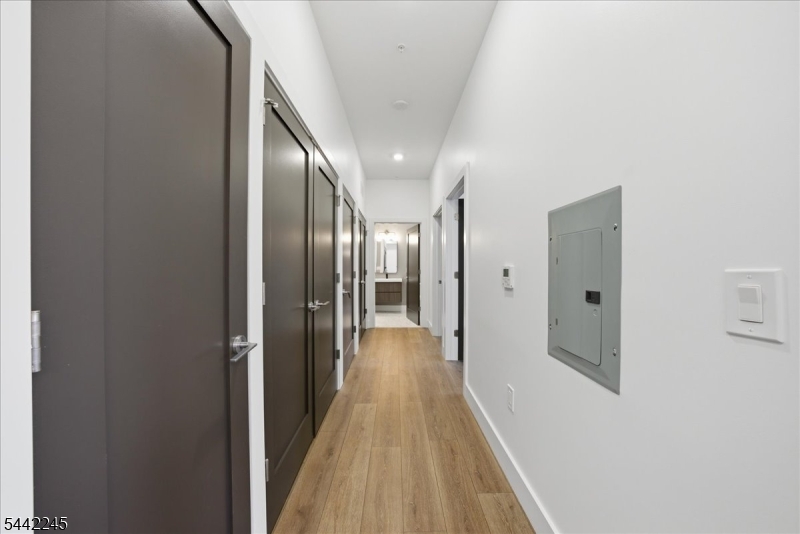 21 Lincoln Park 302 Property Photo 12