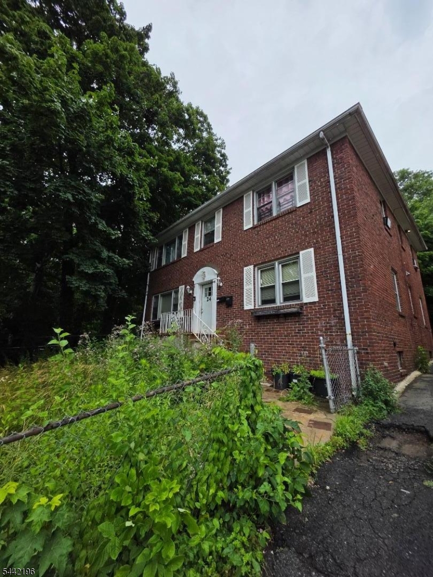 24 Chelsea Ave Property Photo 10