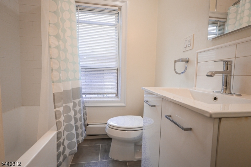 17 Hazelwood Ave Property Photo 9