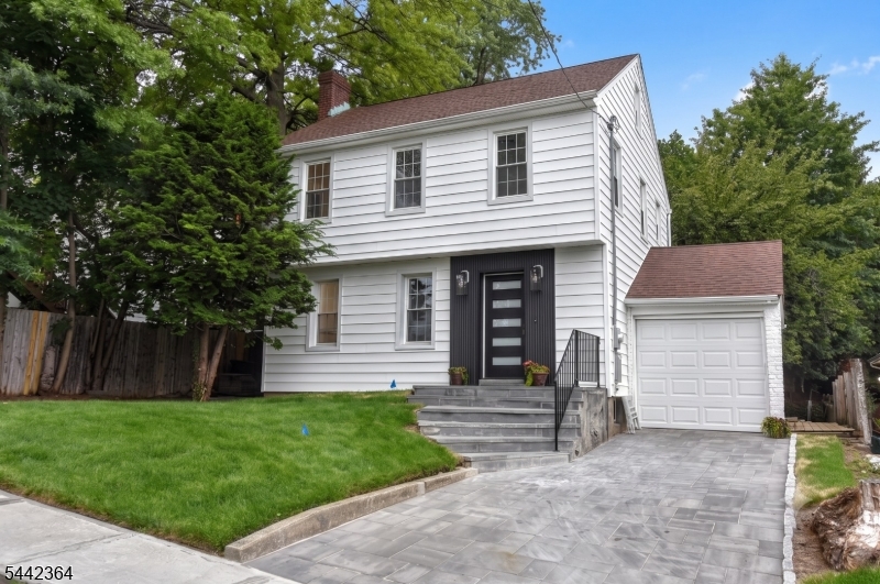 46 Tenney Ave Property Photo 1