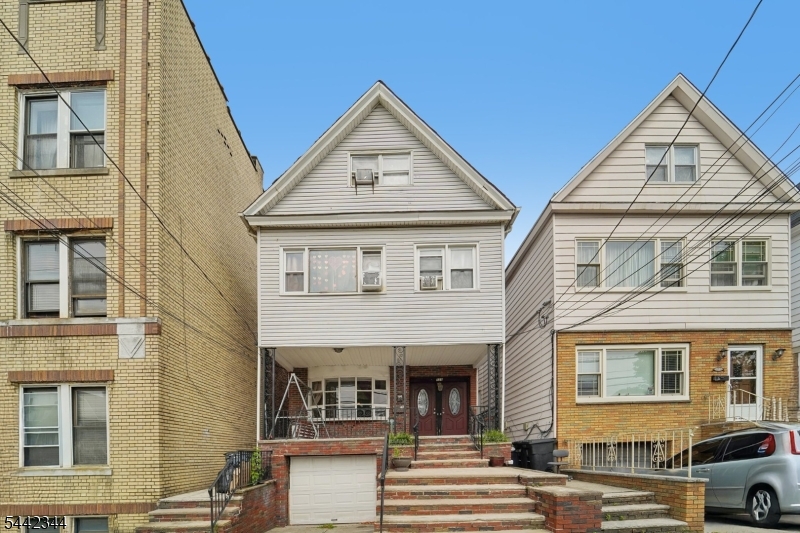 723 Kennedy Blvd Property Photo 1