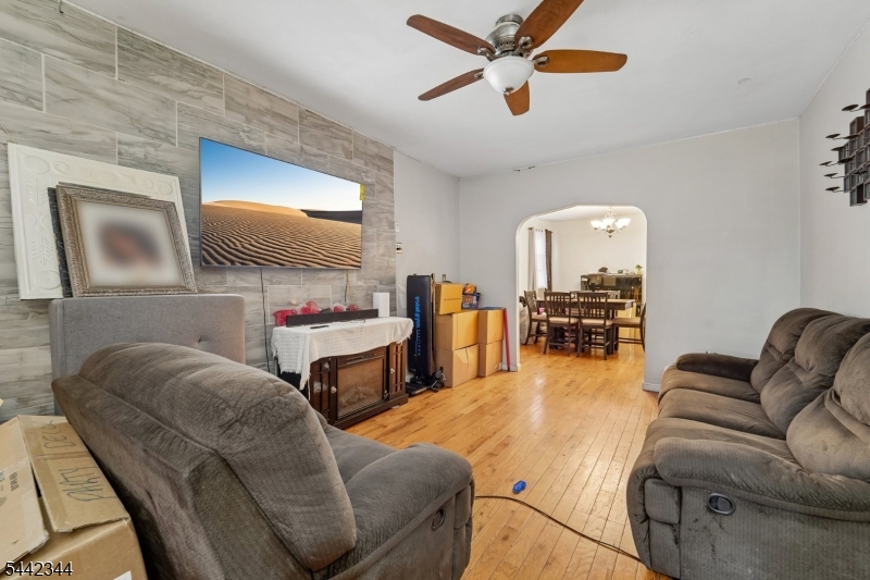 723 Kennedy Blvd Property Photo 15