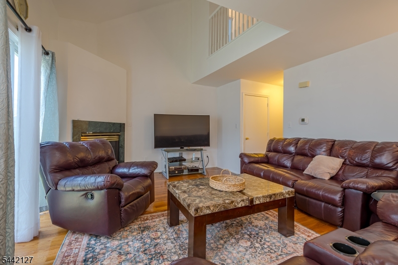 73 Kentucky Way Property Photo 12