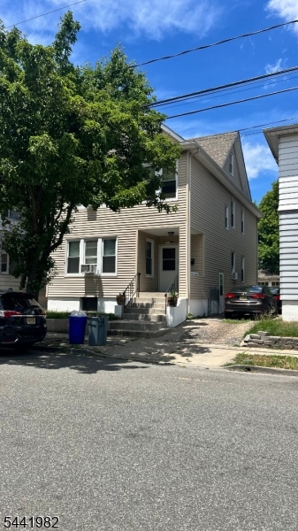 52 Christie Ave Property Photo 1