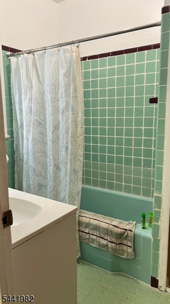 52 Christie Ave Property Photo 12