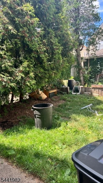 52 Christie Ave Property Photo 18