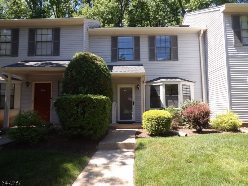 605 Timber Oaks Rd Property Photo 1