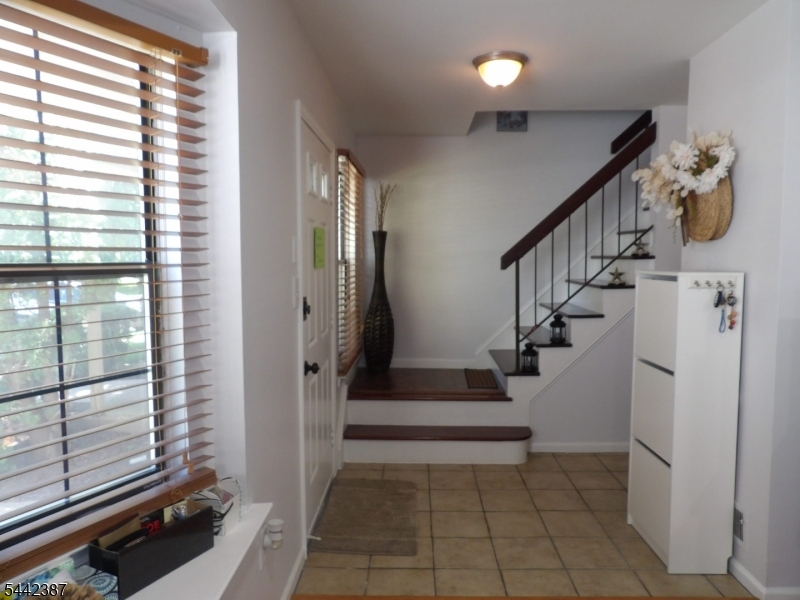 605 Timber Oaks Rd Property Photo 5