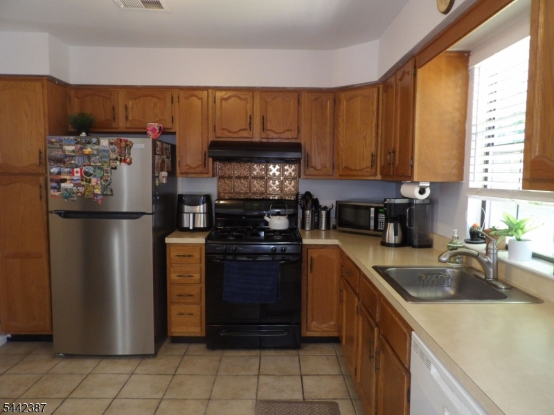605 Timber Oaks Rd Property Photo 12