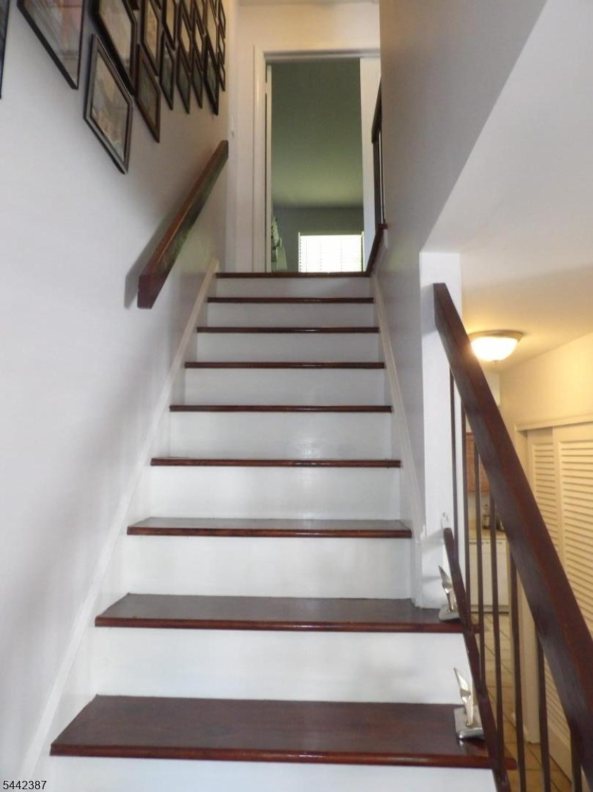 605 Timber Oaks Rd Property Photo 13