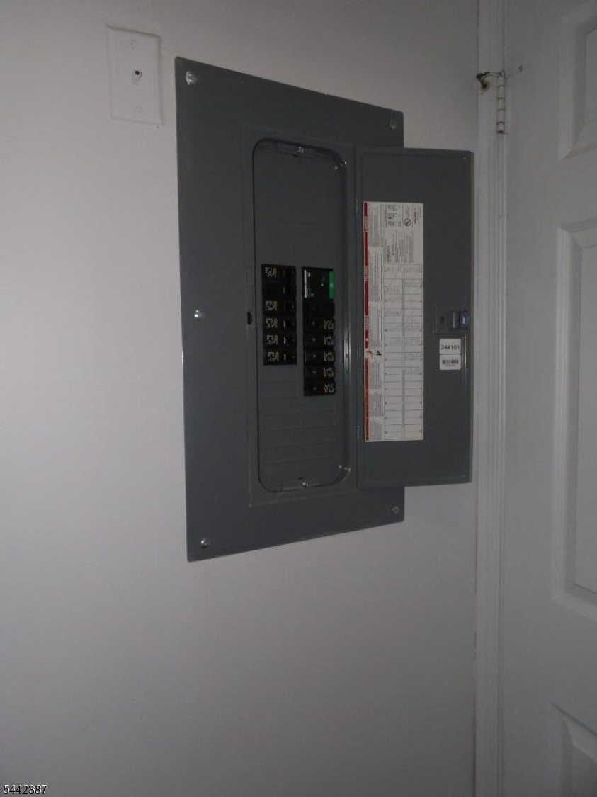 605 Timber Oaks Rd Property Photo 23