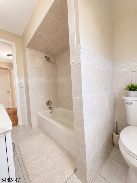 310 Concord Ave 2 Property Photo 8
