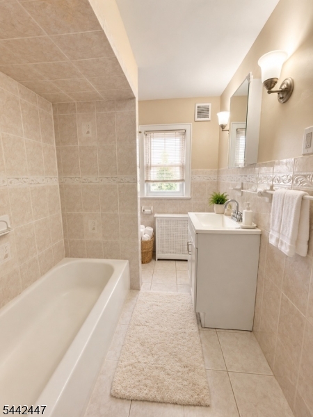 310 Concord Ave 2 Property Photo 10