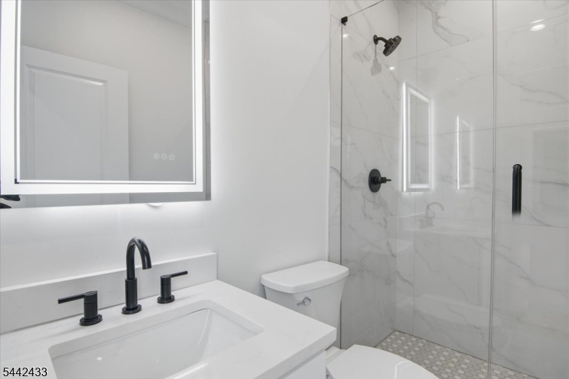 57 Michigan Ave Property Photo 19
