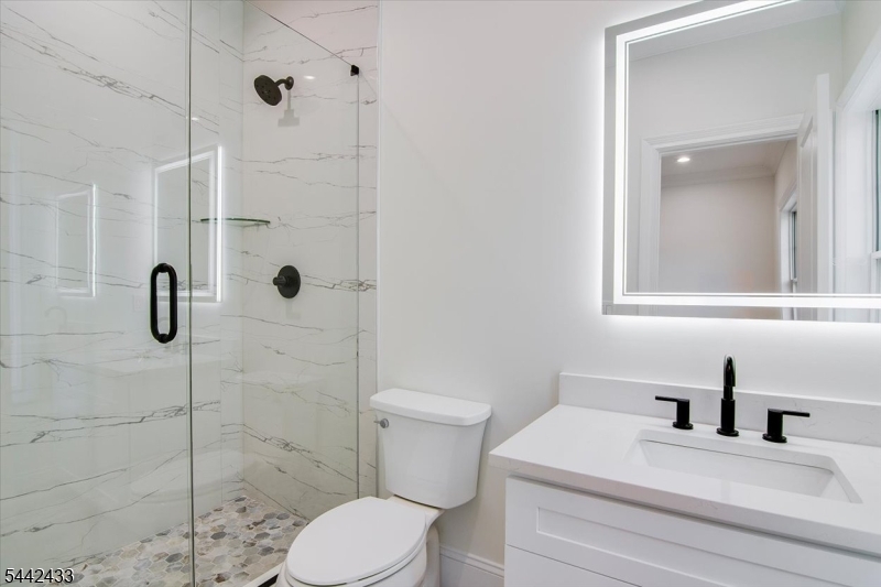 57 Michigan Ave Property Photo 20