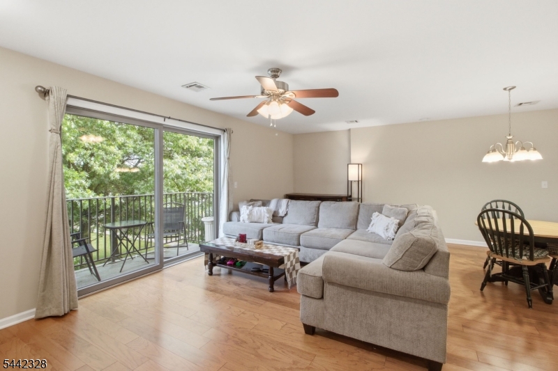 9 Sam Bonnell Dr 9 Property Photo 8