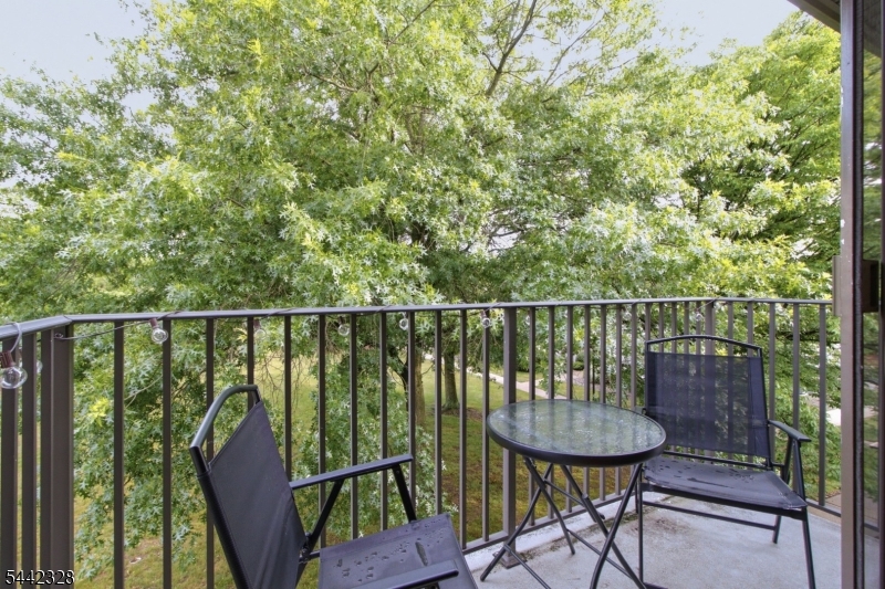 9 Sam Bonnell Dr 9 Property Photo 9