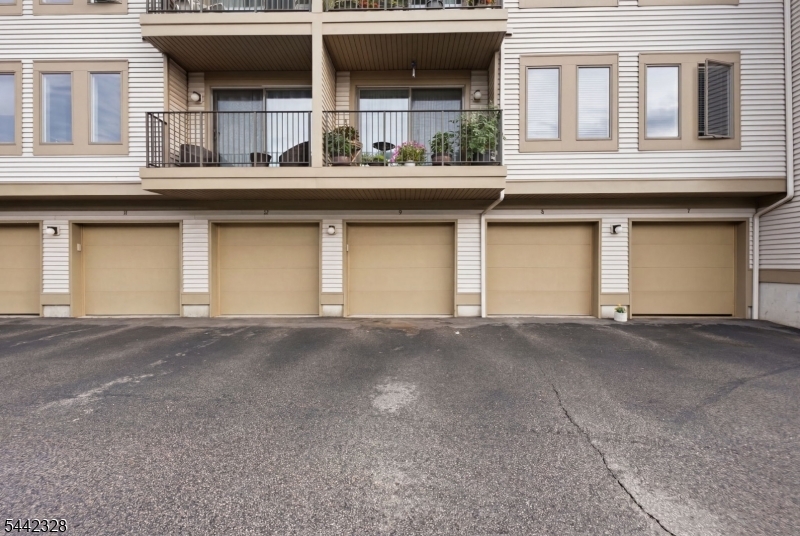 9 Sam Bonnell Dr 9 Property Photo 22