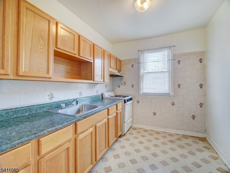 115 Madison Ave Property Photo 21