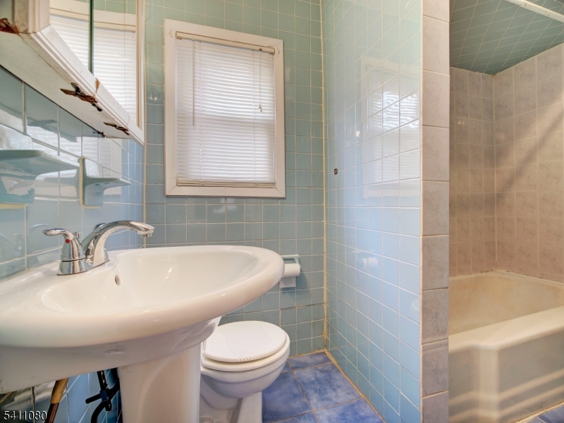 115 Madison Ave Property Photo 24