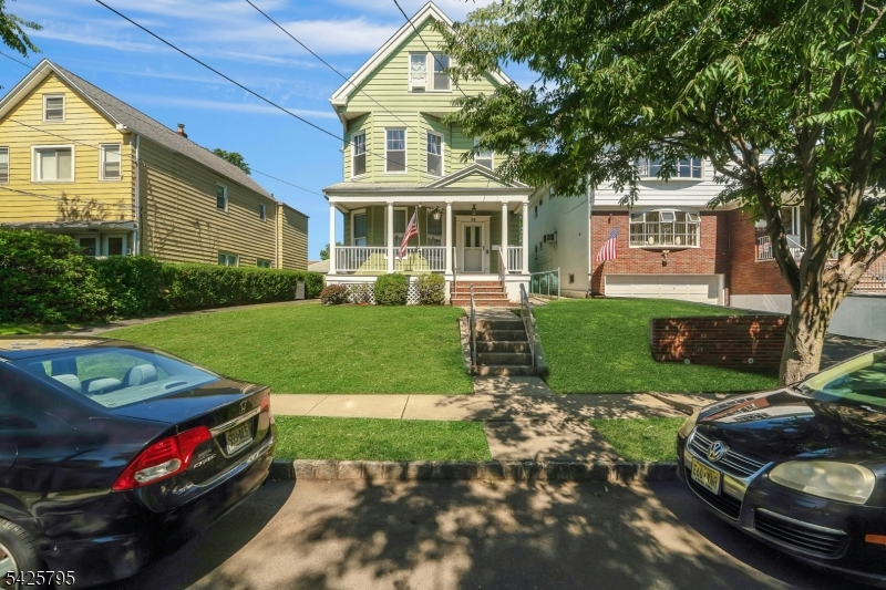 79 Dewitt Ave Property Photo 2